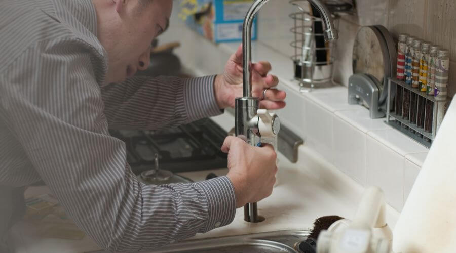 Professional sink repair in Montezuma, KS